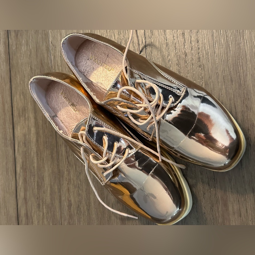 Wanted GOLD Chunky Heel Shoes - Size 10